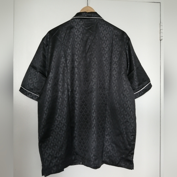 Adidas Graphics Monogram Shirt. Trefoil All Over Print. Black. New With Tags. - Picture 7 of 16